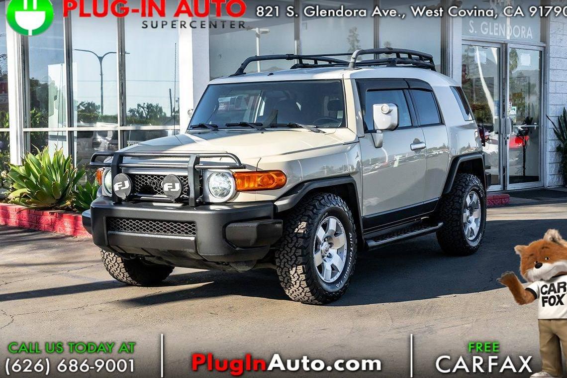 TOYOTA FJ CRUISER 2008 JTEZU11F28K007967 image